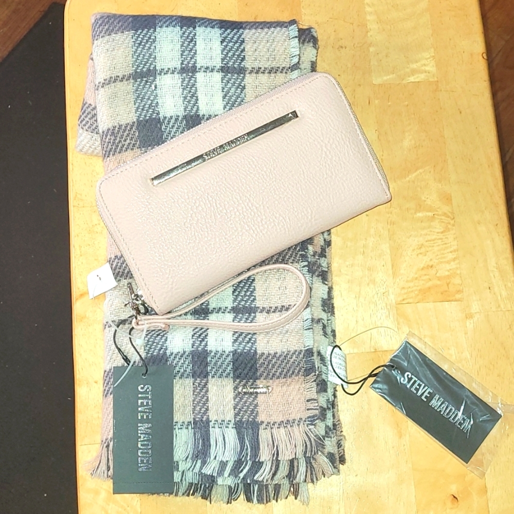 Scarf & Wallet Set